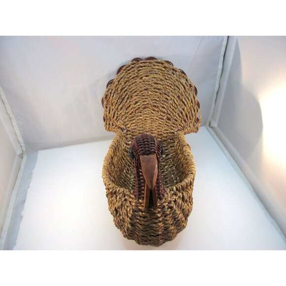 Vintage Woven Wicker and Wood Turkey Basket - Picture 11 of 12